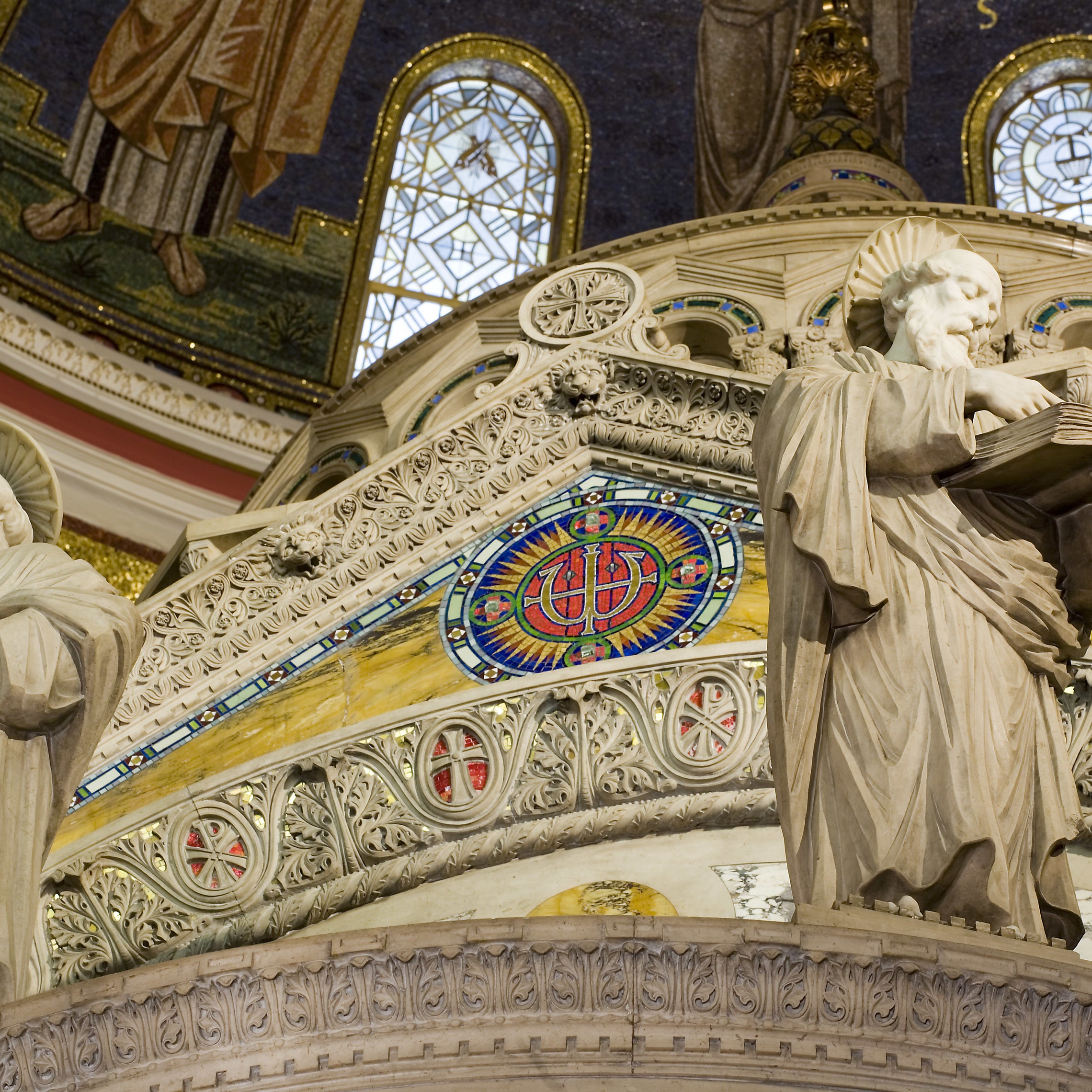Altar statues