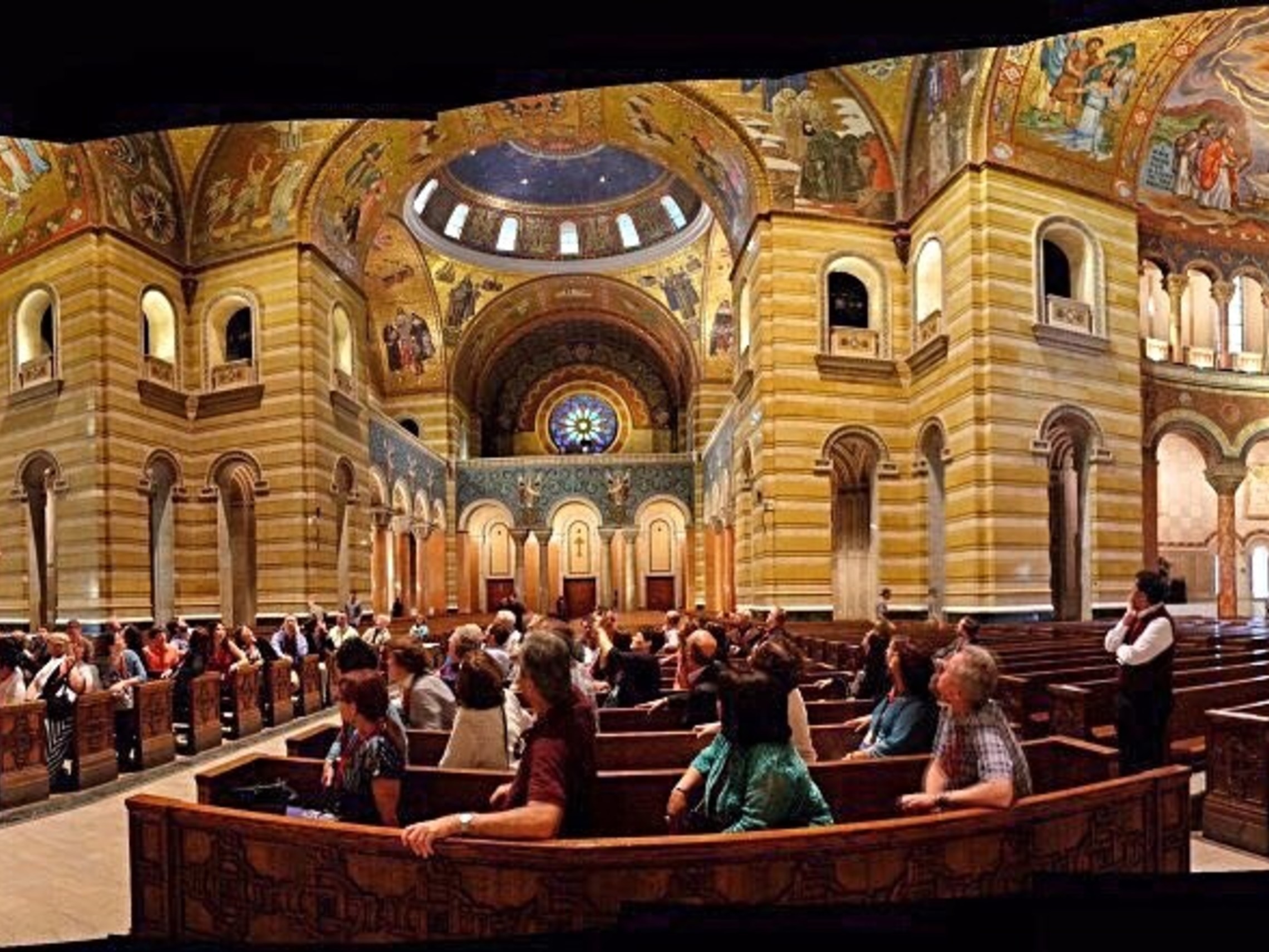 Cathedral Tour Panarama