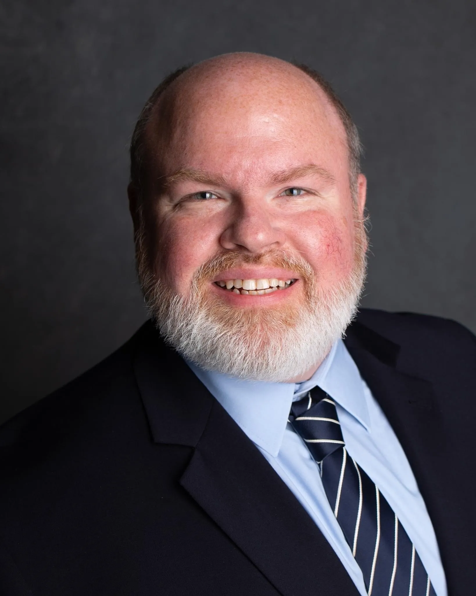 Imgi Kennebeck Headshot